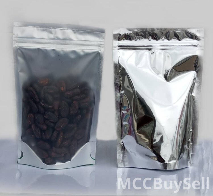 Cocoa Beans Roasted Peeled for Snacking & Cuisine