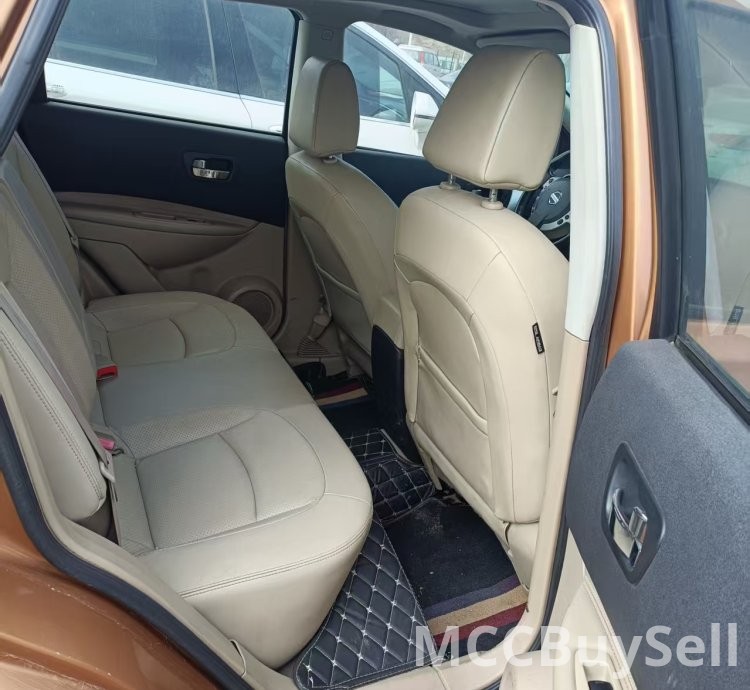 Nissan Qashqai 2013,2.0 Automatic transmission