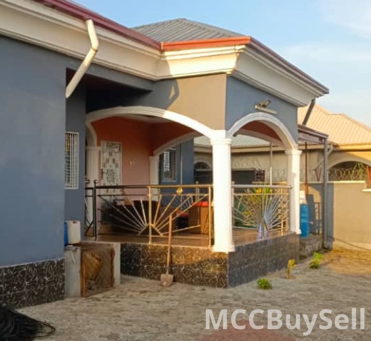 House For Sale, Executive Mansion At Accessible Location