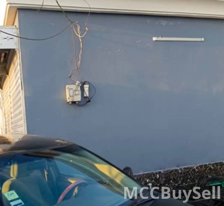 House For Sale, Executive Mansion At Accessible Location