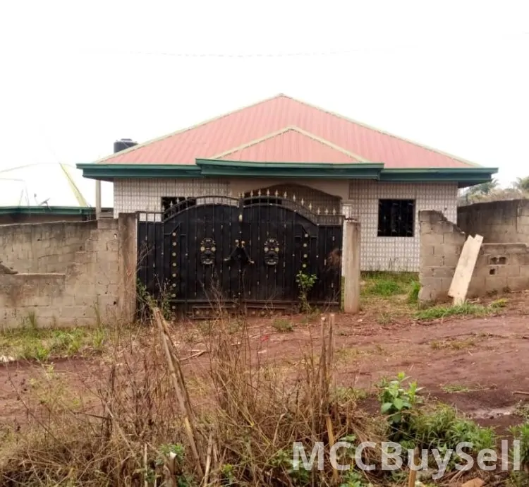 Dream Home for Sale: 3 Bedroom House in Bamenda