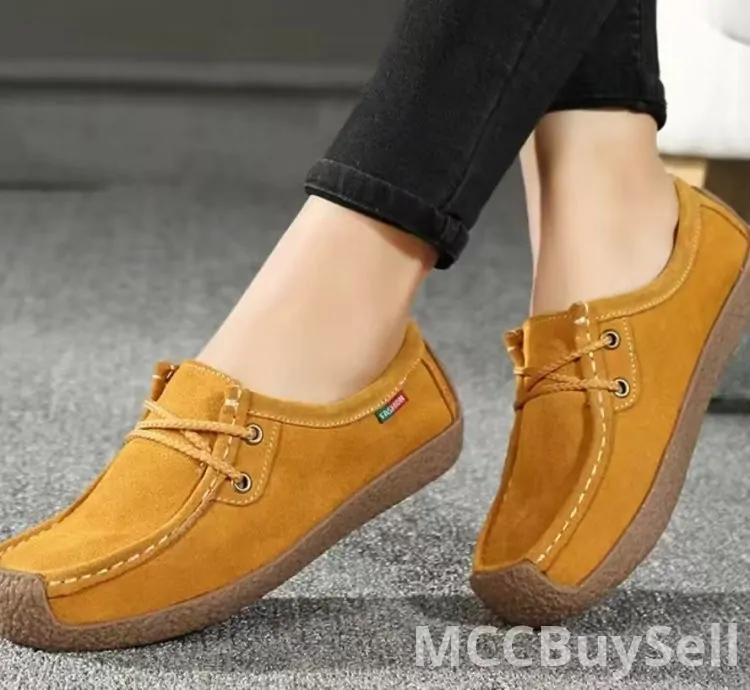 Premium shoes with a delicate and soft surface size 35 to 42.