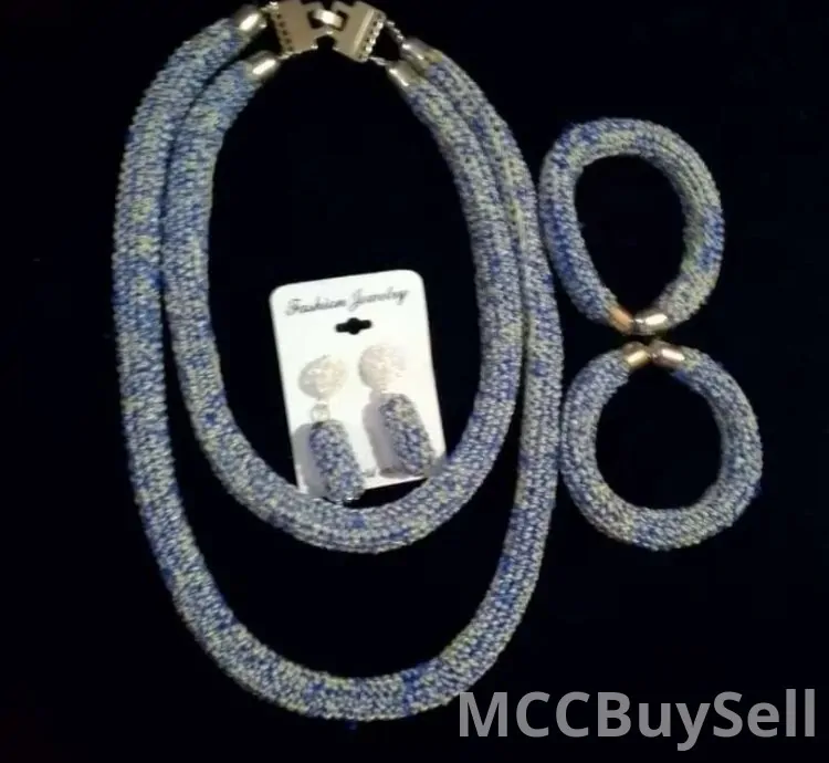 Necklaces [African Traditional necklaces and accessories]