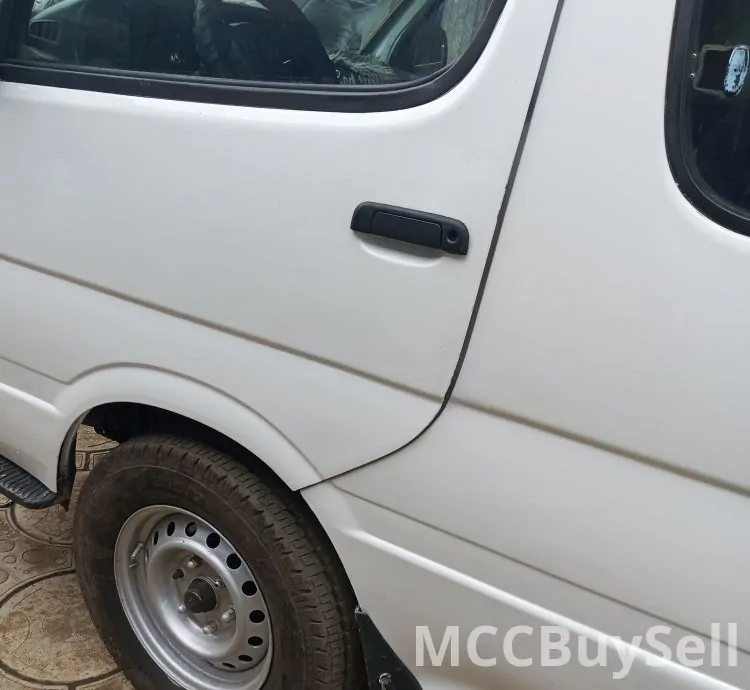 2012 HiAce 19 Seaters Toyota Commercial Bus For Transportation For Sale