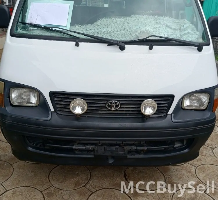 2012 HiAce 19 Seaters Toyota Commercial Bus For Transportation For Sale