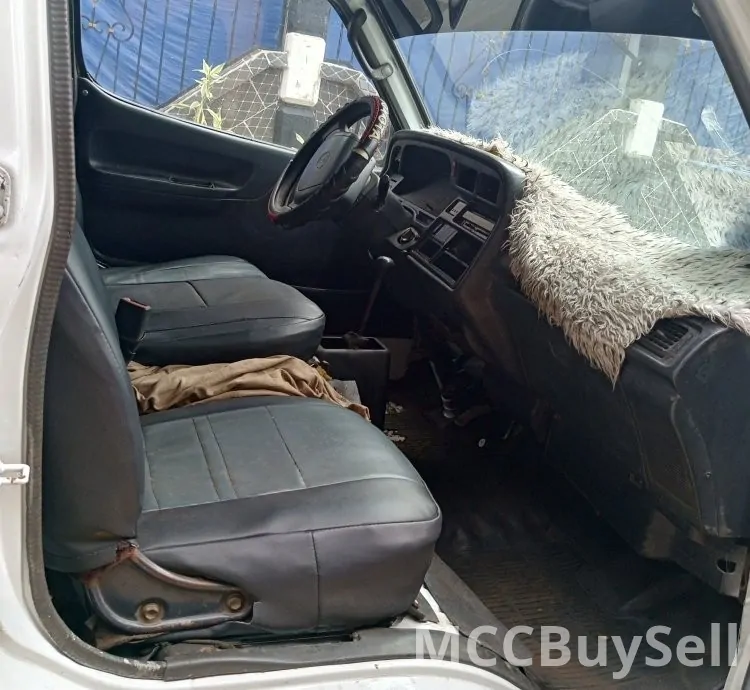 2012 HiAce 19 Seaters Toyota Commercial Bus For Transportation For Sale