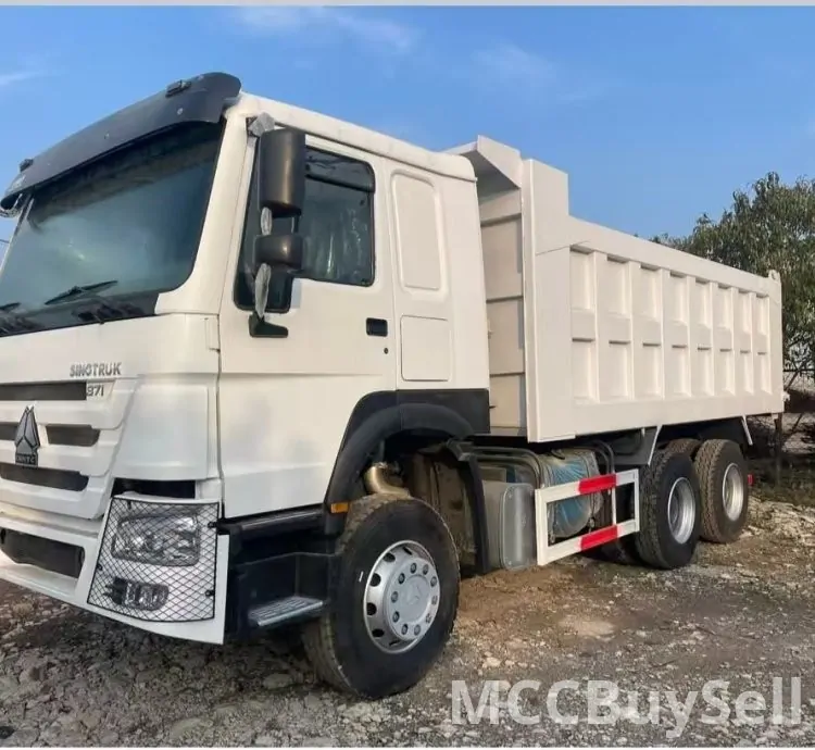 SINOTRUCK HOWO 6X4 Dump Truck [10wheels]