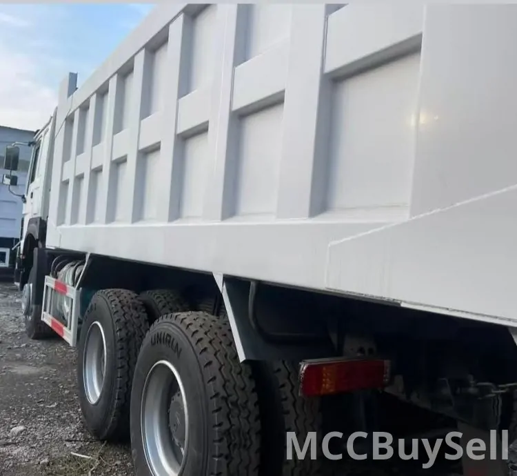 SINOTRUCK HOWO 6X4 Dump Truck [10wheels]