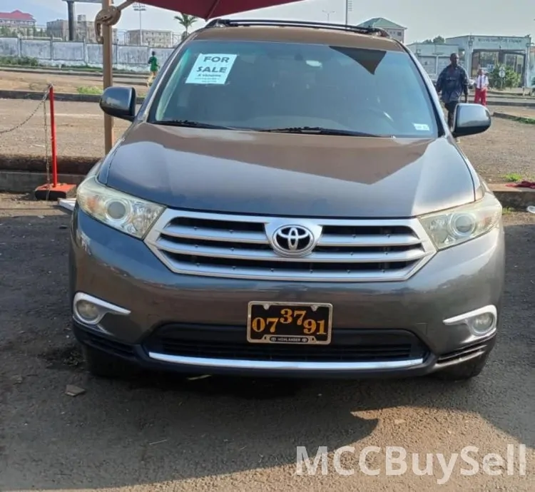 Toyota Highlander, 2015 Edition Excellent Condition, Foreign Used