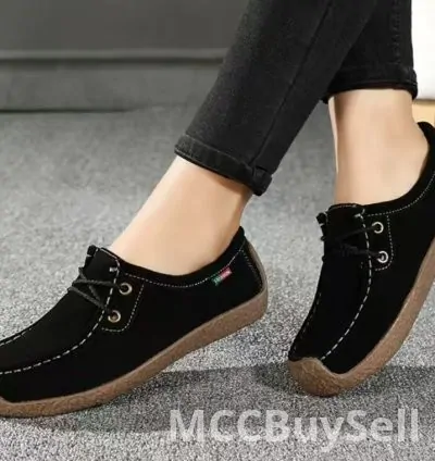 Premium shoes with a delicate and soft surface size 35 to 42. 6