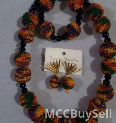 Necklaces [African Traditional necklaces and accessories]