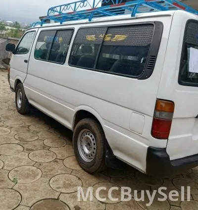 2012 HiAce 19 Seaters Toyota Commercial Bus For Transportation For Sale