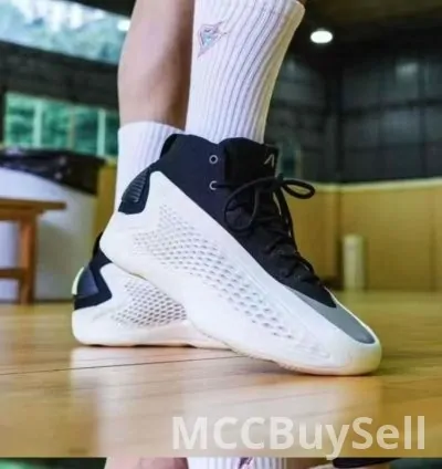 Edwards Generation basketball Shoes debuts sliding-proof. 4