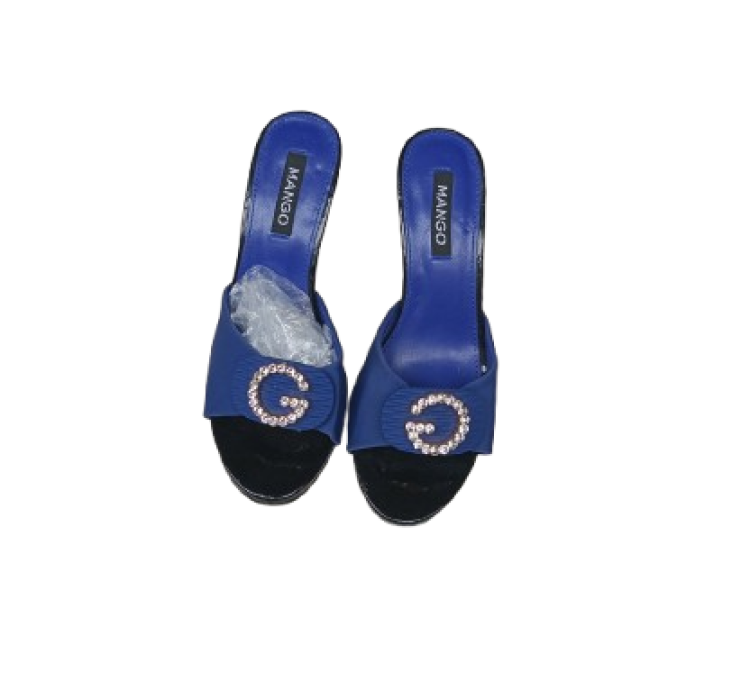 Elegant ladies' Shoes.