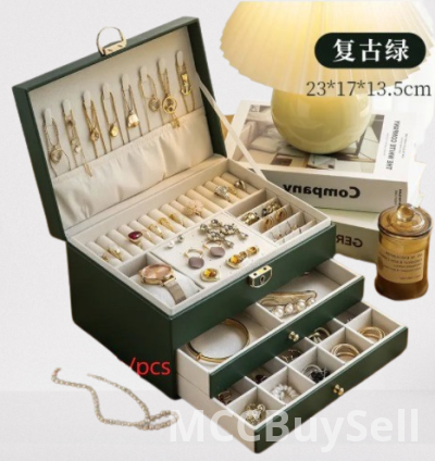 Jewelries & Accessories, Assorted Necklaces, Earrings, Rings, Bracelets, & Luxury Watch