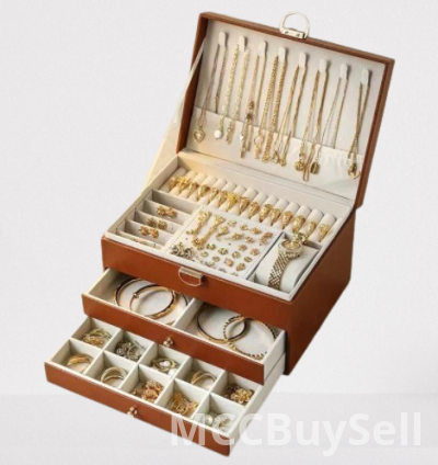 Jewelries & Accessories, Assorted Necklaces, Earrings, Rings, Bracelets, & Luxury Watch