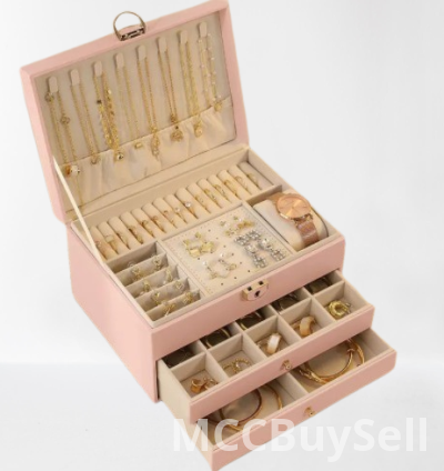 Jewelries & Accessories, Assorted Necklaces, Earrings, Rings, Bracelets, & Luxury Watch