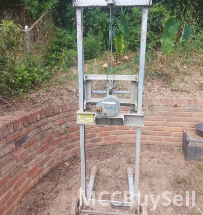 Used Mobile Forklift Hand held 5