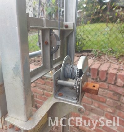 Used Mobile Forklift Hand held